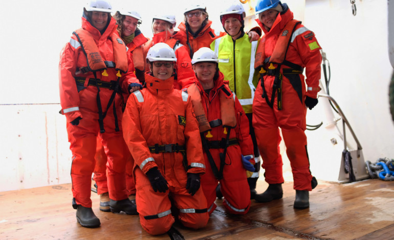 AWIS photo Antarctic women 2018 Arne Pallentin photo